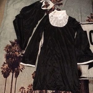 Nun costume black white medium women’s Mini dress